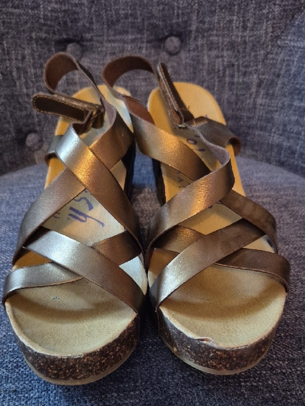 Women's Metallic Brown Crisscross Wedge Sandals - Picture 9 of 9